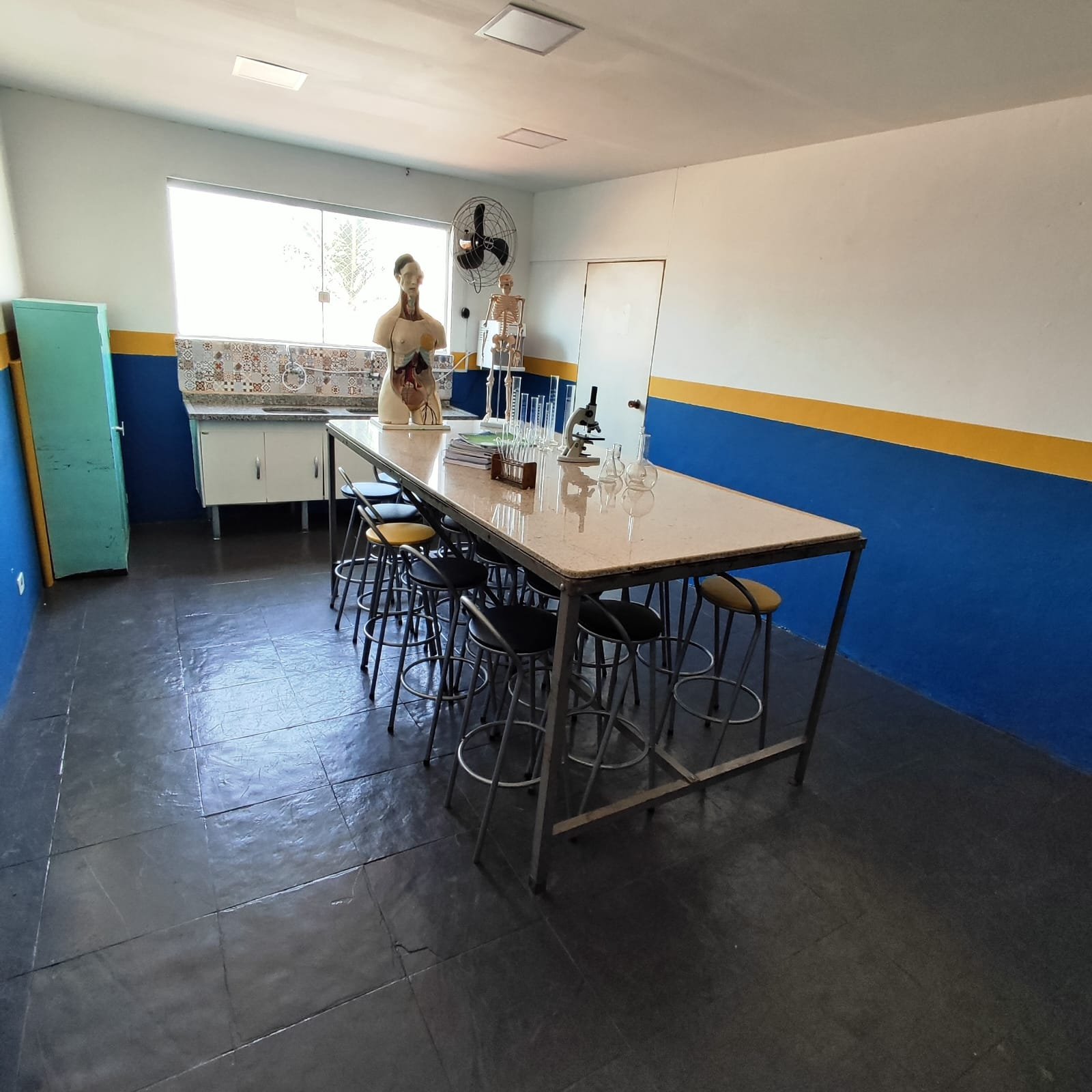 Colégio Alves Objetivo em Jandira SP — foto 8